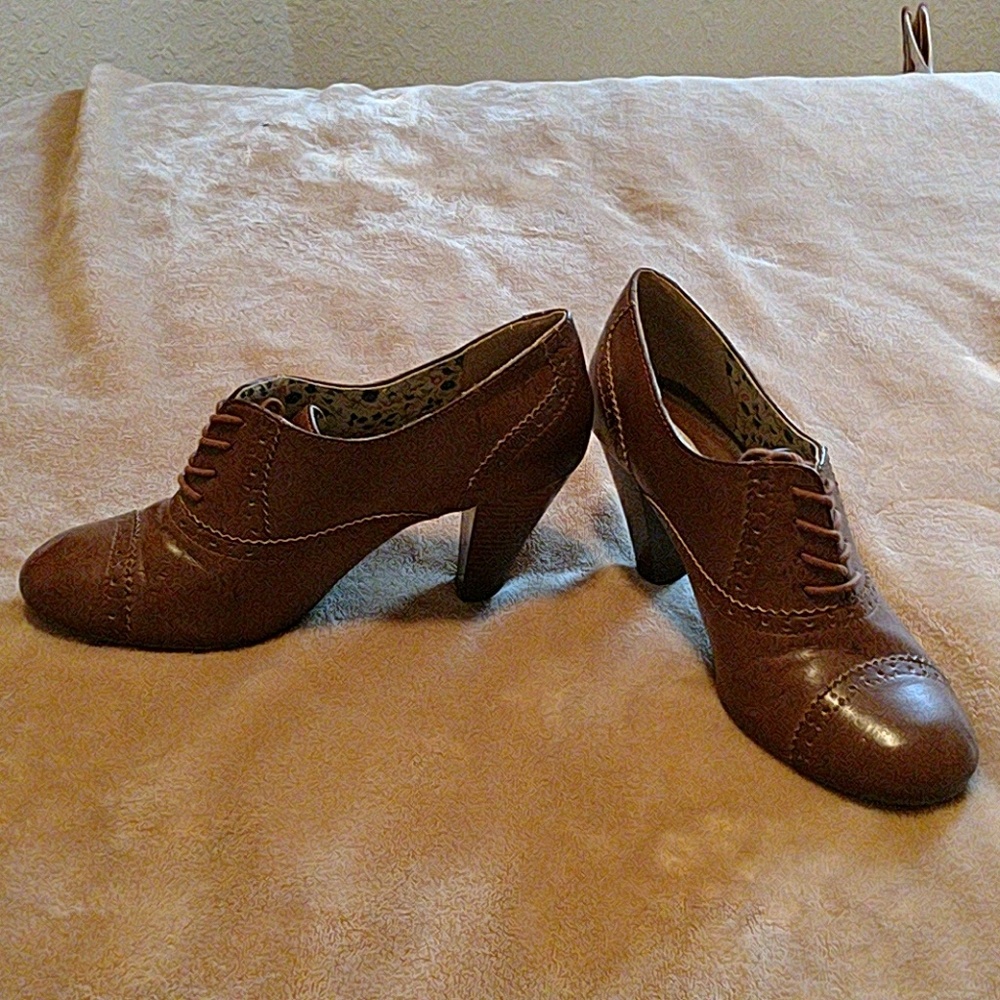 High heeled shoes